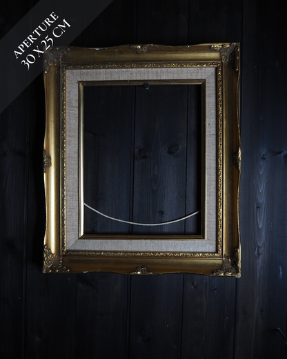 The Mirellan – Vintage Gilt Wood Frame Collection S/M