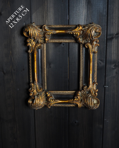 The D'Aubigny – Vintage Heavy Resin Baroque Picture Frames | Ornate Gold ,Black & White