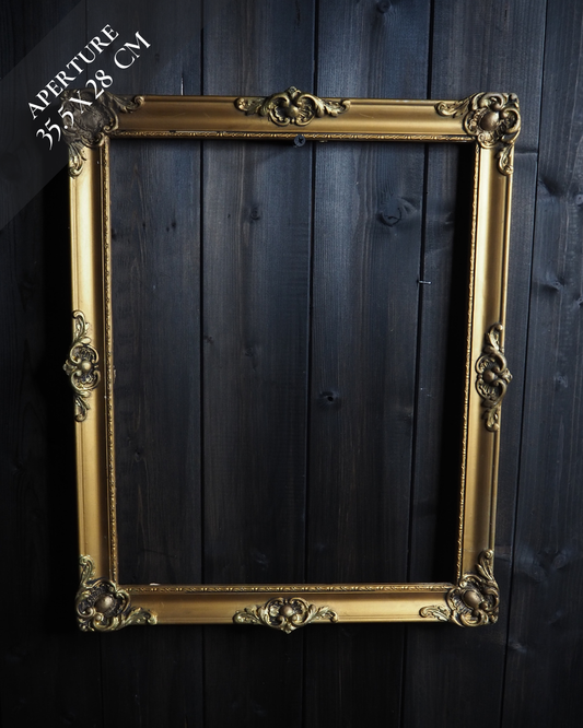 The European Grandeur – Hungarian Ornate Slim Gilt Frame
