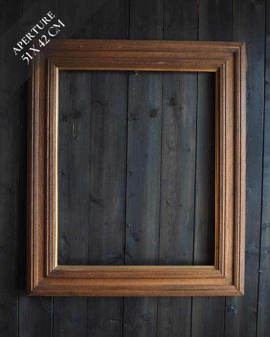 The Stow Oak Frame-  Oak Rustic with Gold Trim Frame