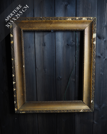 The Lucca - Antique Gold European Gilt Frame