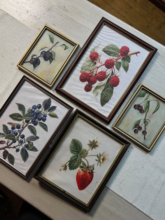 Vintage Gallery Wall Set with Mix of Wooden Frames ( x 5 )