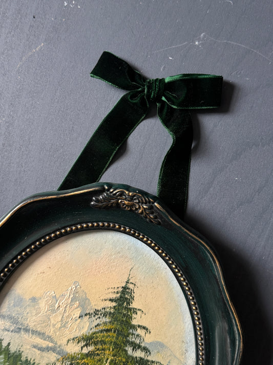 Opulent Knots – Velvet Ribbon Bows for Elegant Styling - Dark Green