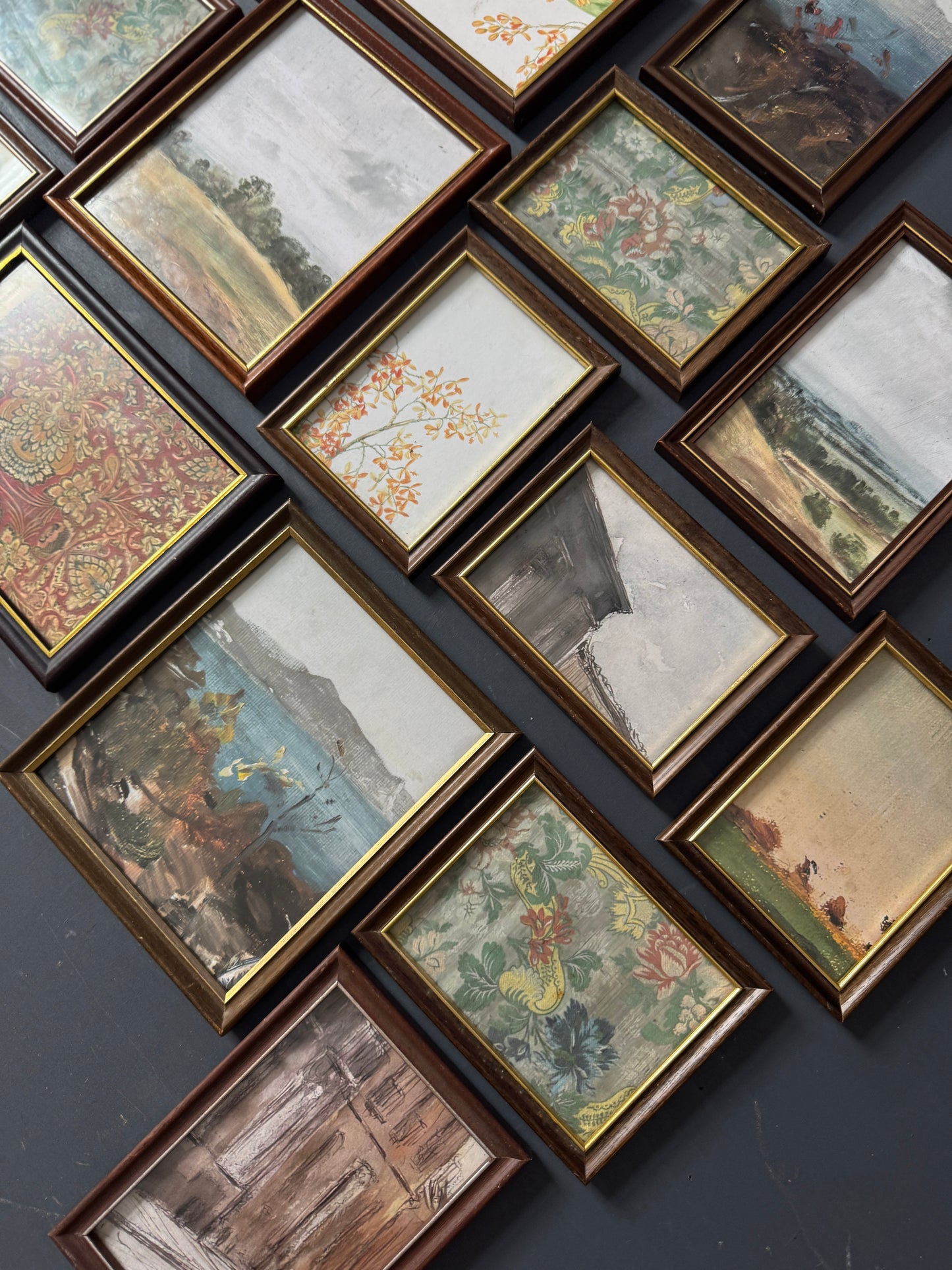Vintage Themed Gallery Wall Set with Mix of Wooden Mini Frames ( x 16 )