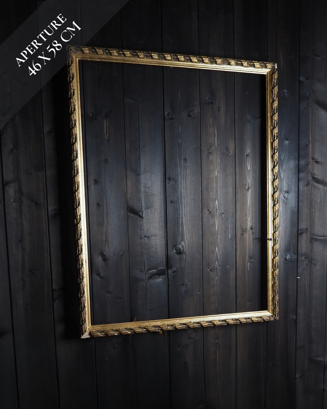 The Acanthus - Gold Parcel Gilt Medium Slim Frame