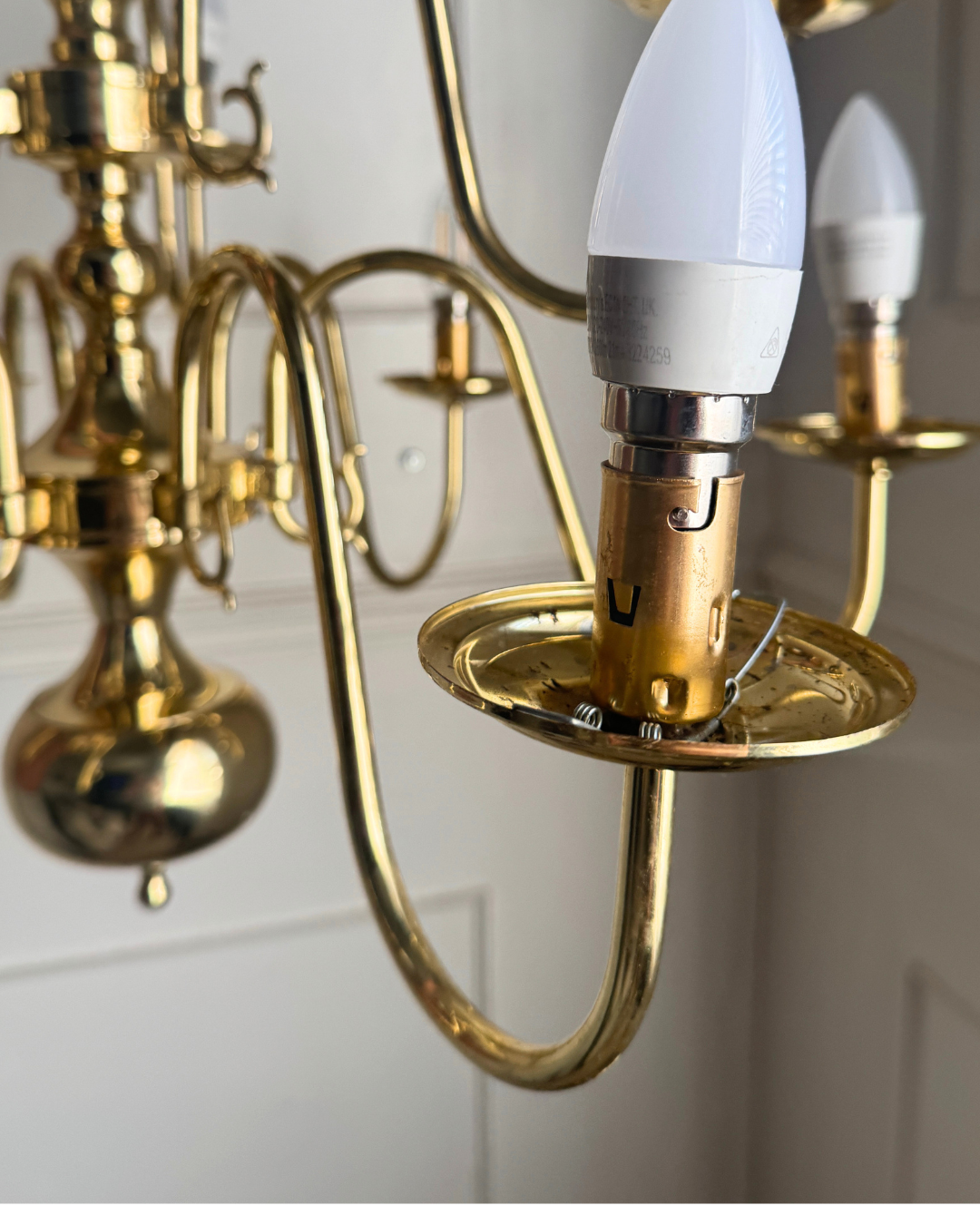 Vintage Dutch Brass Chandelier – 9 Light Baroque Style Ceiling Lighting