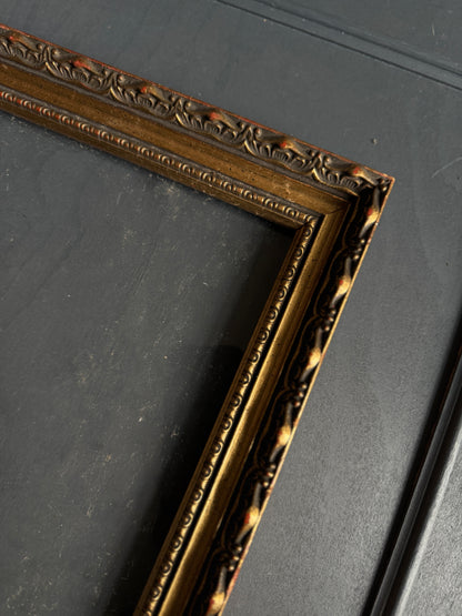 Vintage Gilt Antique Belcôte Frame
