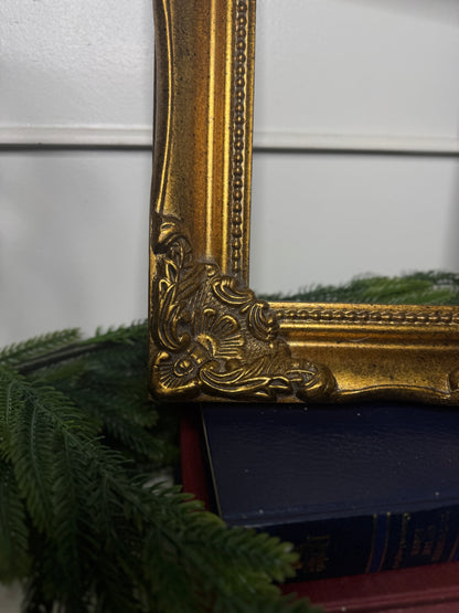 Ornate Small Vintage Sorelle Gilt Frame - Frame Nantes