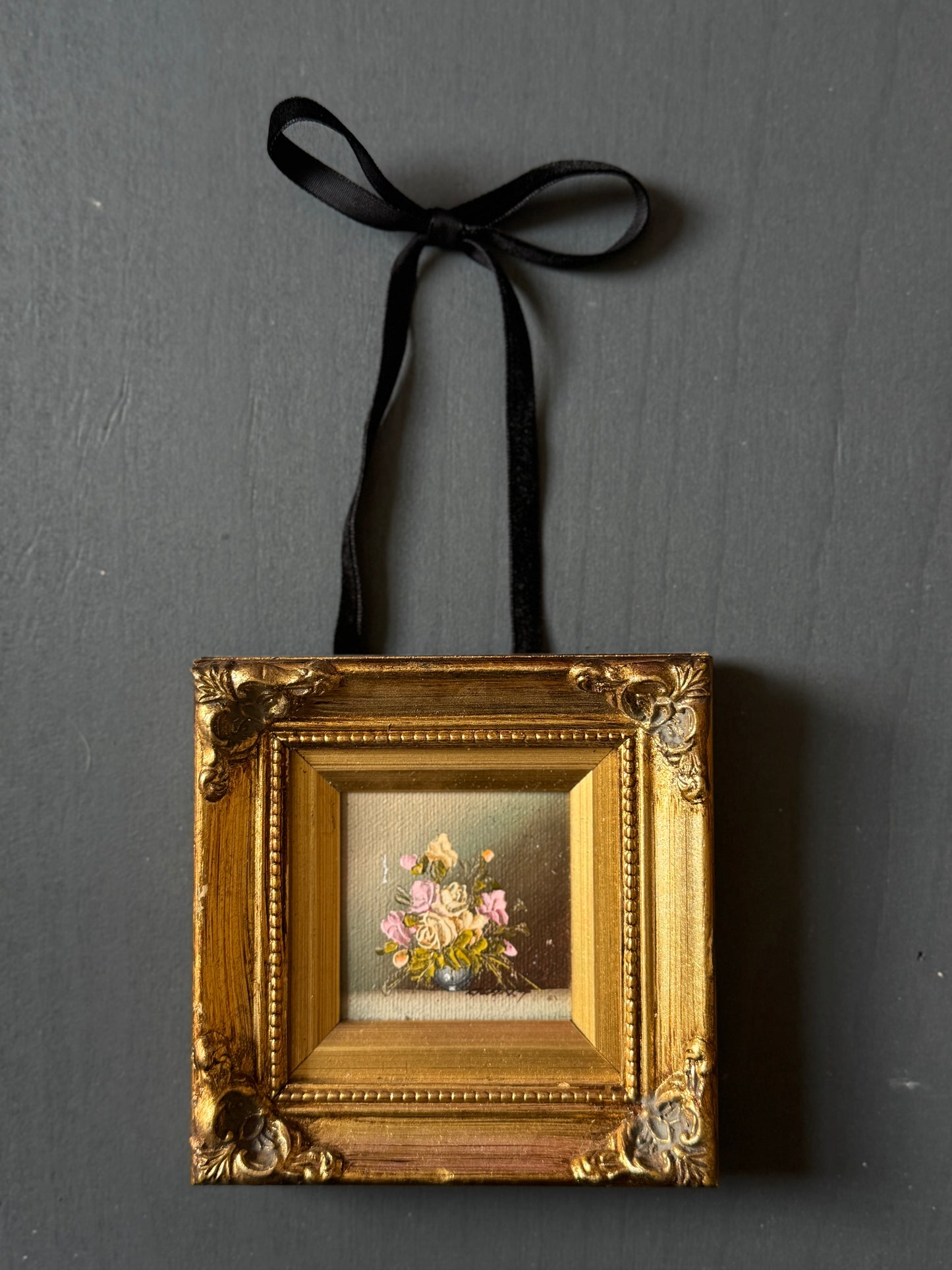 Opulent Knots – Velvet Ribbon Bows for Elegant Styling -  Black