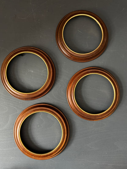Vintage Van Hygan & Smythe Wooden Plate Frame Holder