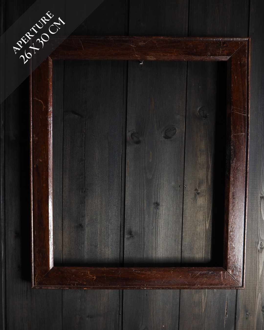The Manor House – Classic Rustic Wood Frame