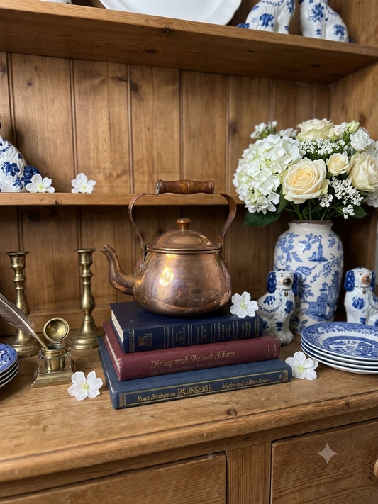 Copper Teapot – Rustic Antique Teapot for Display