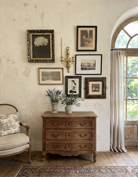 The Opulent Midnight Vintage Gallery Wall Set