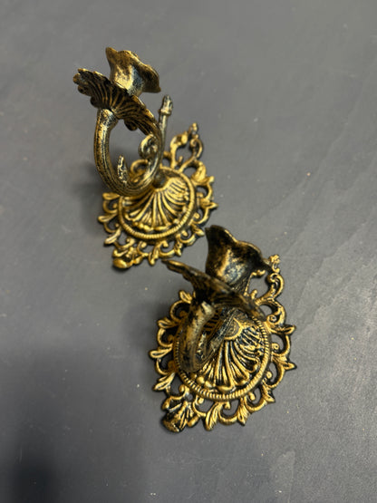 Heritage Countryside View – Luxury Farmhouse Oil Artwork