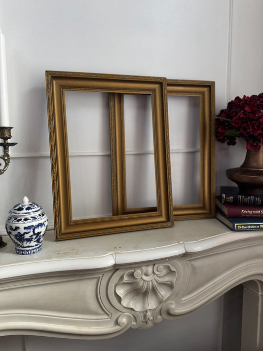 Vintage Gold Ornate Astoria Frame
