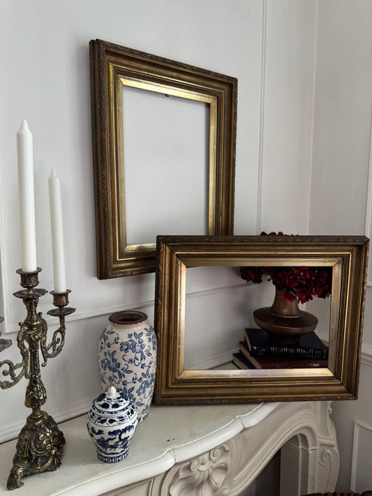 Vintage Gilt Antique Véronne Frame