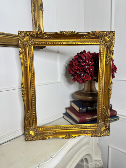 Vintage Ornate Sorélle Frame