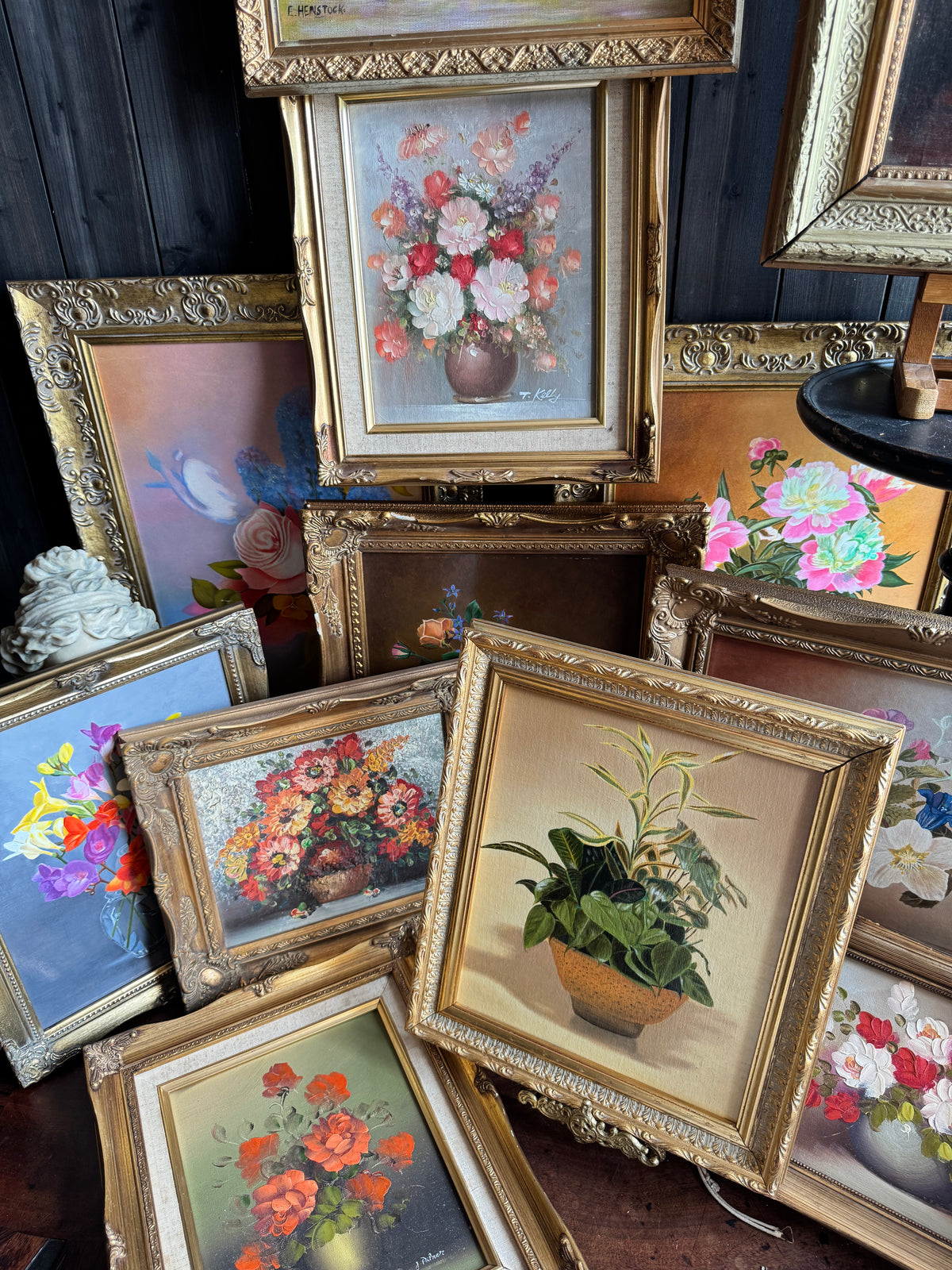 Vintage Floral Oil Painting Collection – Choose Your Favourite