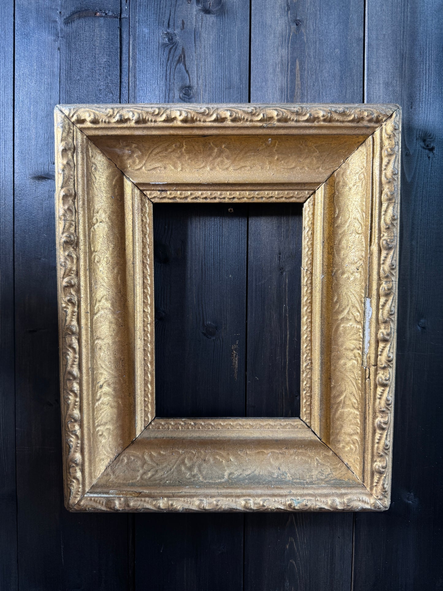 Orientalist fluted Decorative Ornate Hollow frame, 19th century