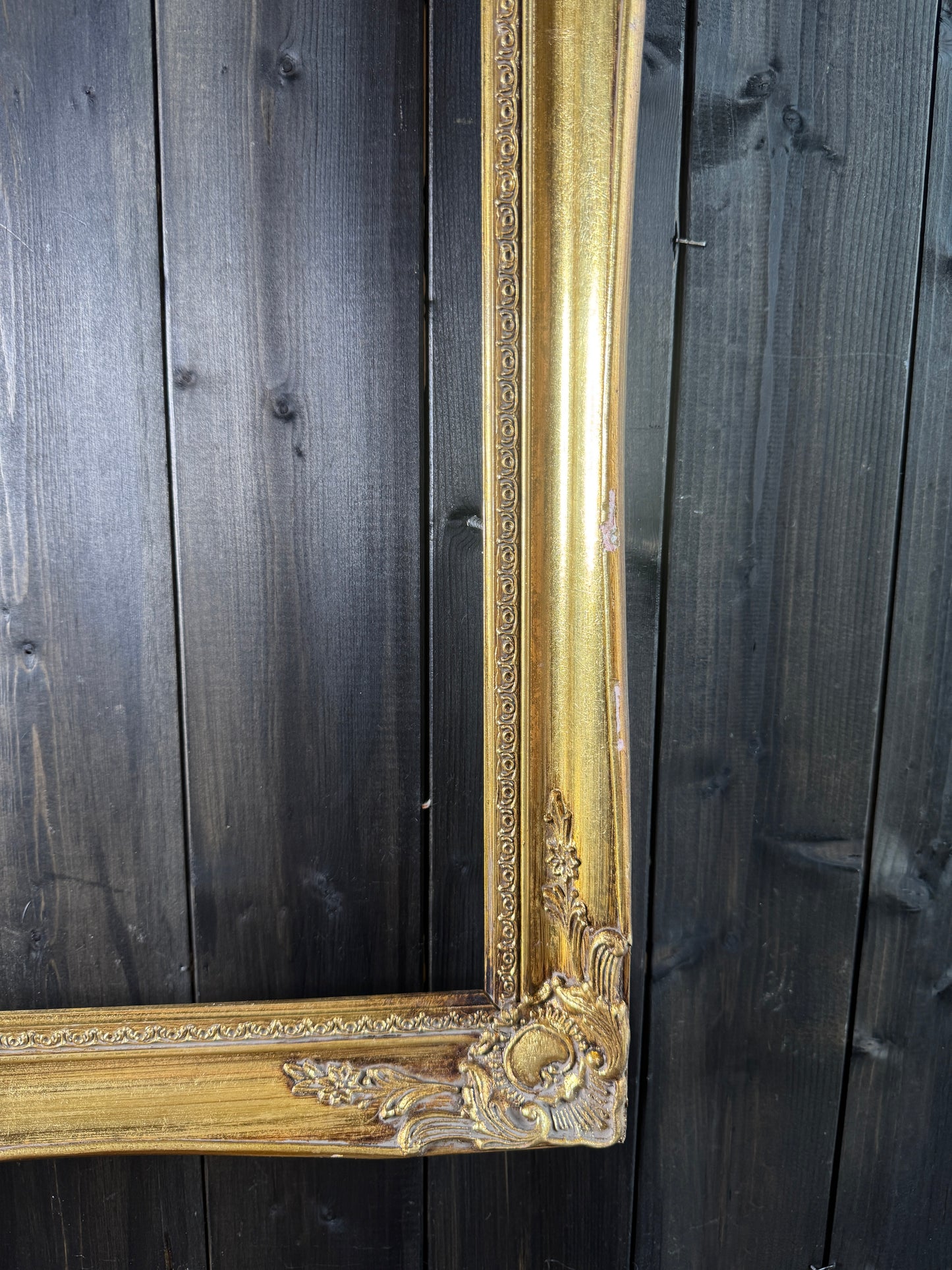 The Sorélle – Vintage Gold Louis Style Ornate Frame L Collection