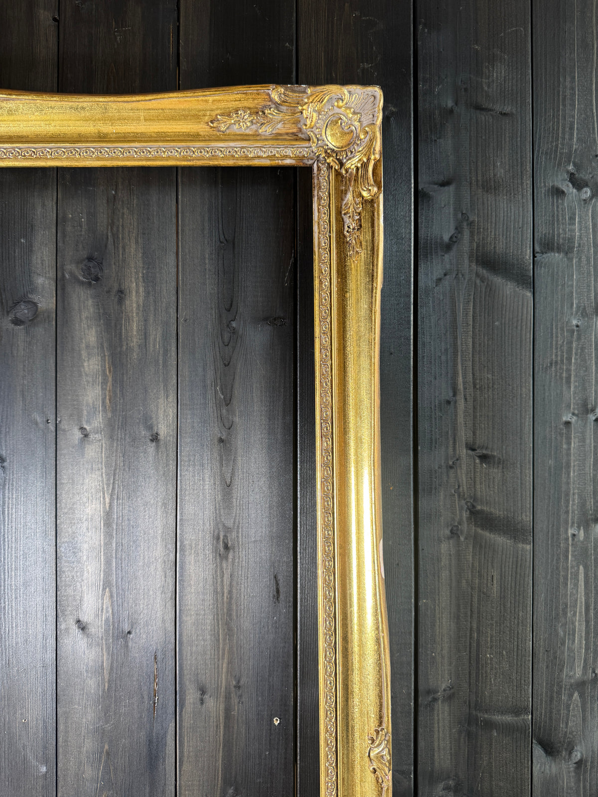 The Sorélle – Vintage Gold Louis Style Ornate Frame L Collection