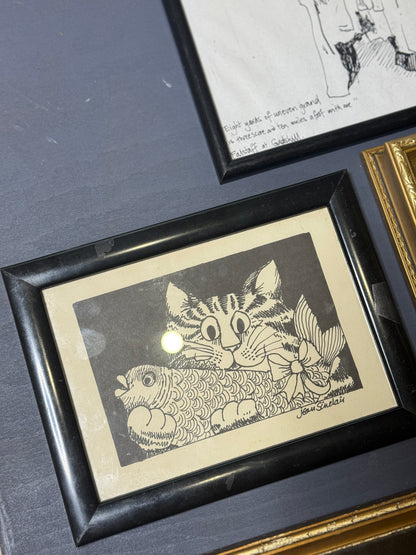 Vintage Gallery Wall Set: Gold & Black Frames with Resin Dragonfly