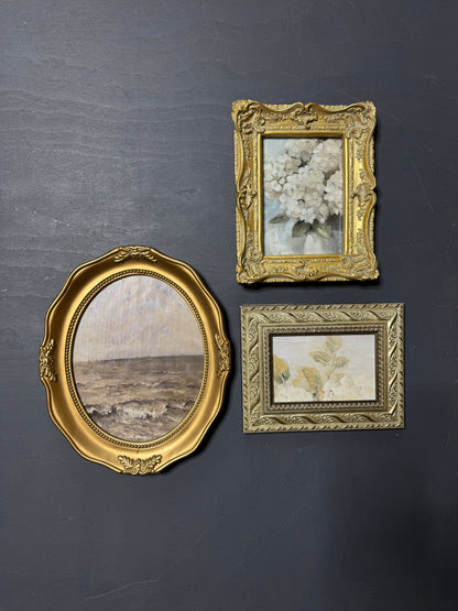 Romantic Gallery Wall Set – Oval & Ornate Vintage-Style Frames