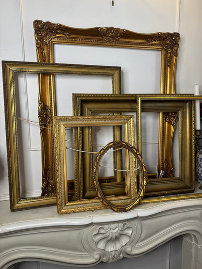 Vintage Themed Portrait in Portofino Antique Oval Gold Gilt Frame