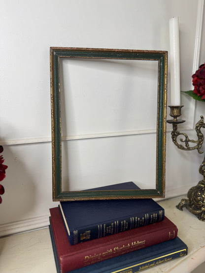 The Bellagio – Gilt Vintage Wooden Frame with Gold & Dark Green Trim