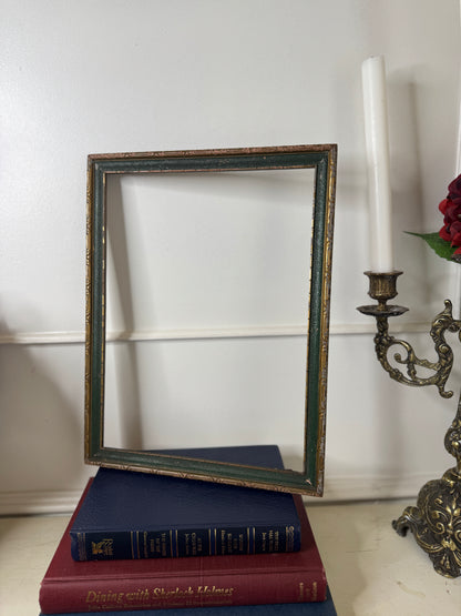The Bellagio – Gilt Vintage Wooden Frame with Gold & Dark Green Trim