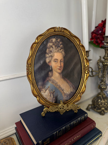 Vintage Themed Portrait in Portofino Antique Oval Gold Gilt Frame