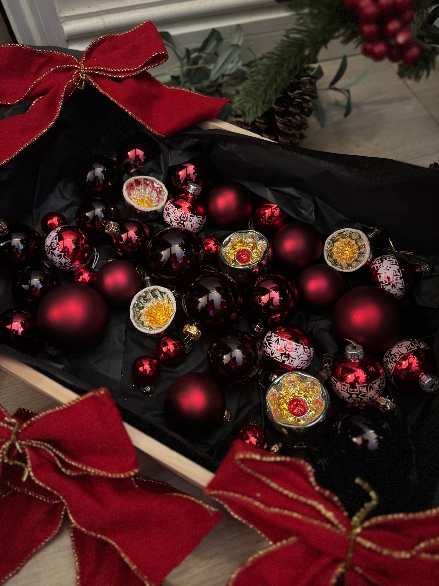 Red European Glass Christmas Baubles – Mixed Sizes , Retro , 39 Pieces