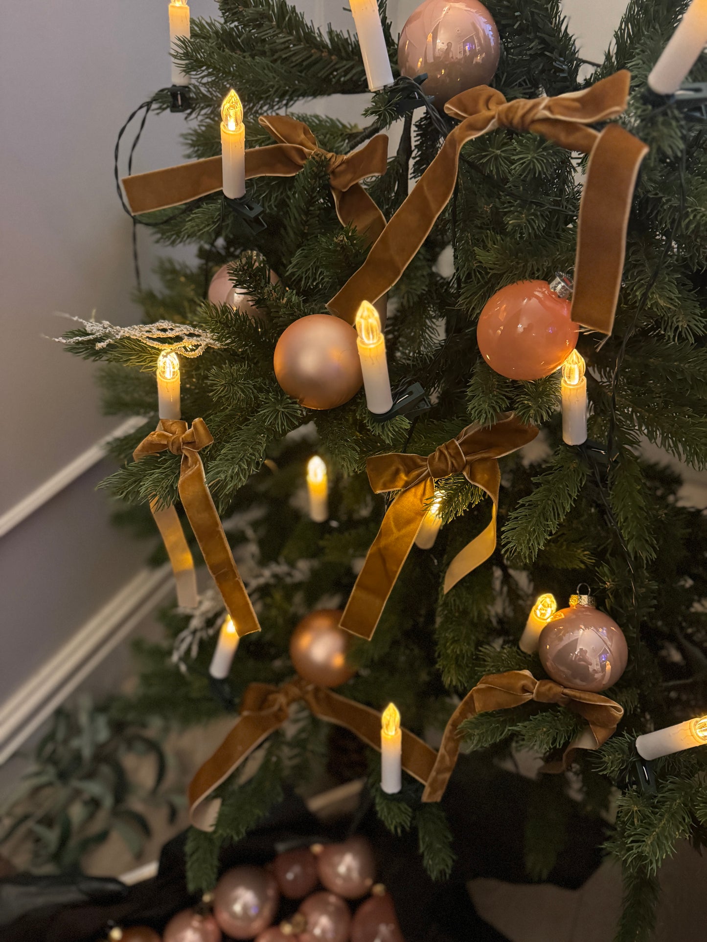 Pinky, Peach & Apricot European Glass Christmas Baubles – Mixed Sizes, Set of 42