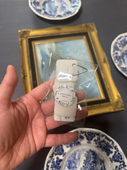 Vintage Blue Willow Plates & Framed Heritage Painting Gallery Wall Set
