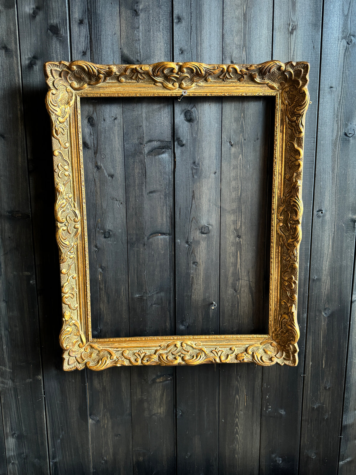 Louis Chippendale Baroque Gold  Frame  — The Aurelia