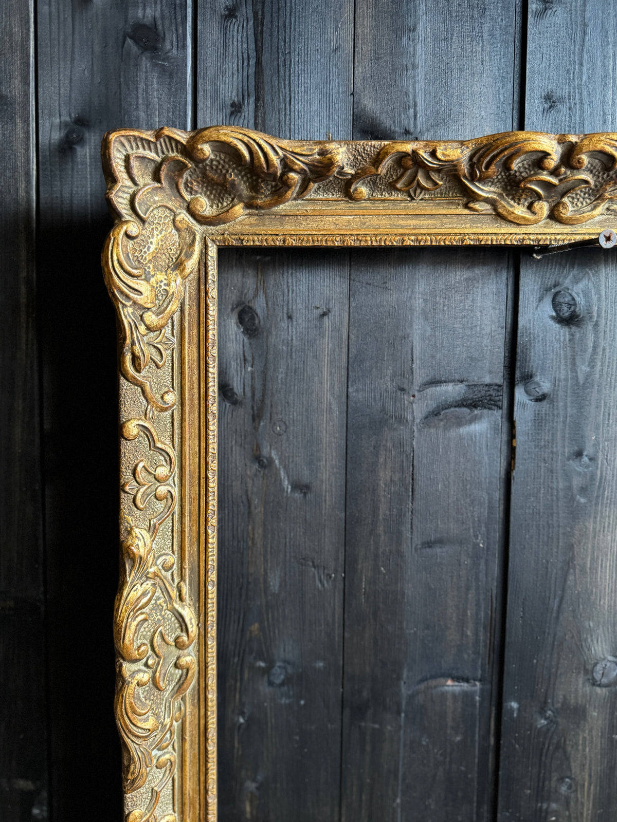 Louis Chippendale Baroque Gold  Frame  — The Aurelia