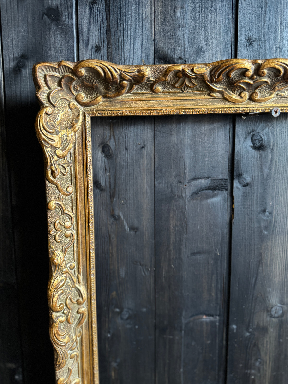 Louis Chippendale Baroque Gold  Frame  — The Aurelia