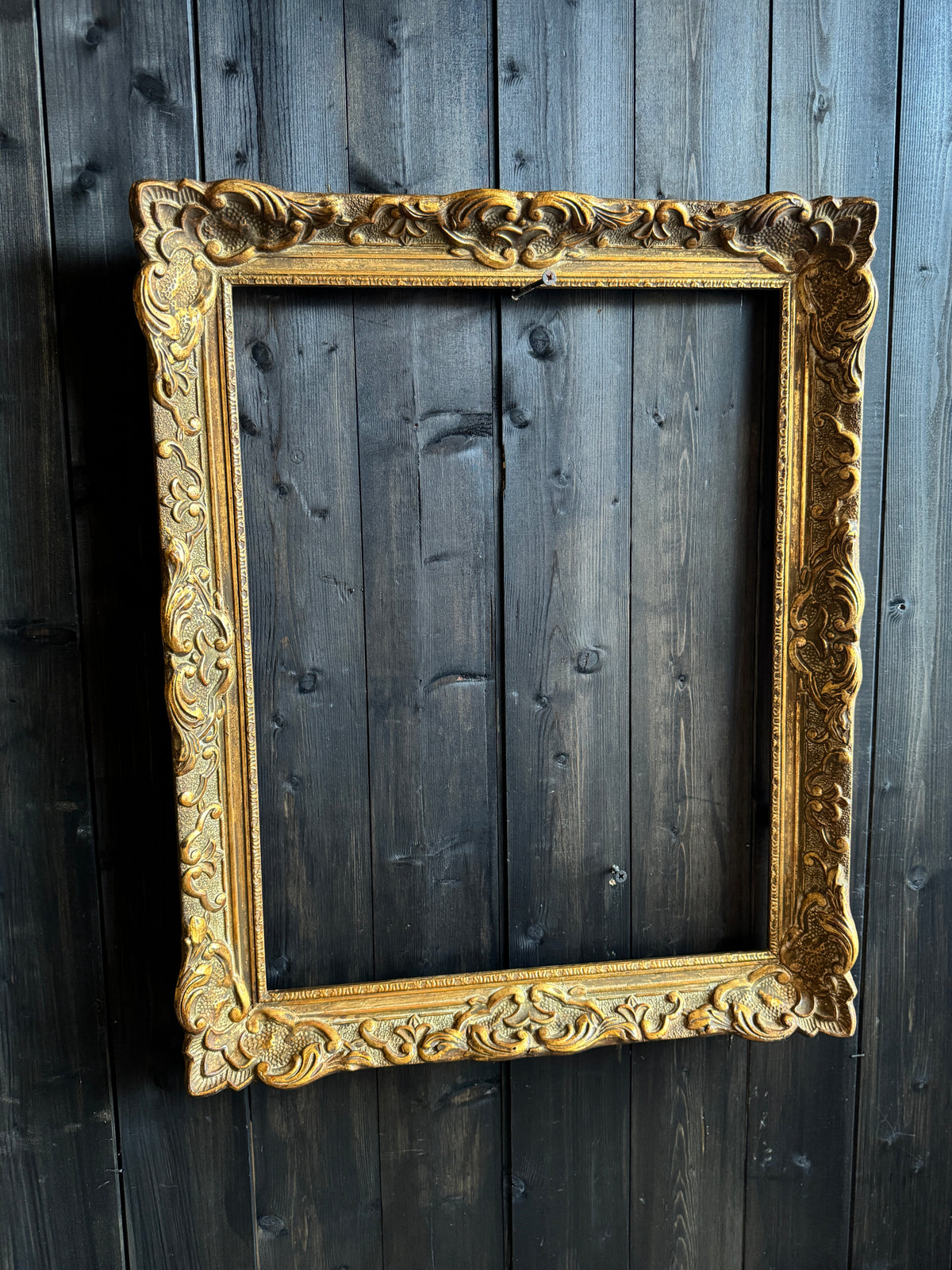 Louis Chippendale Baroque Gold  Frame  — The Aurelia