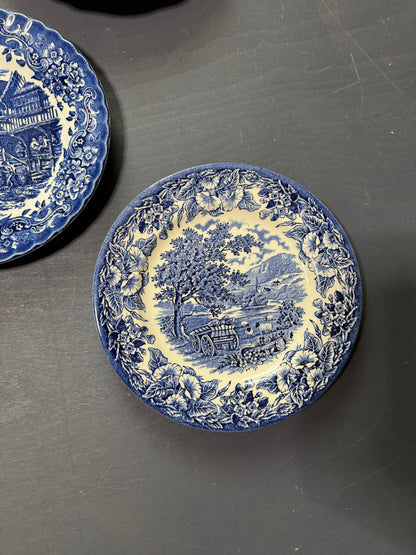 Vintage Blue & White Gallery Wall Set : 3 Willow Style English Plates