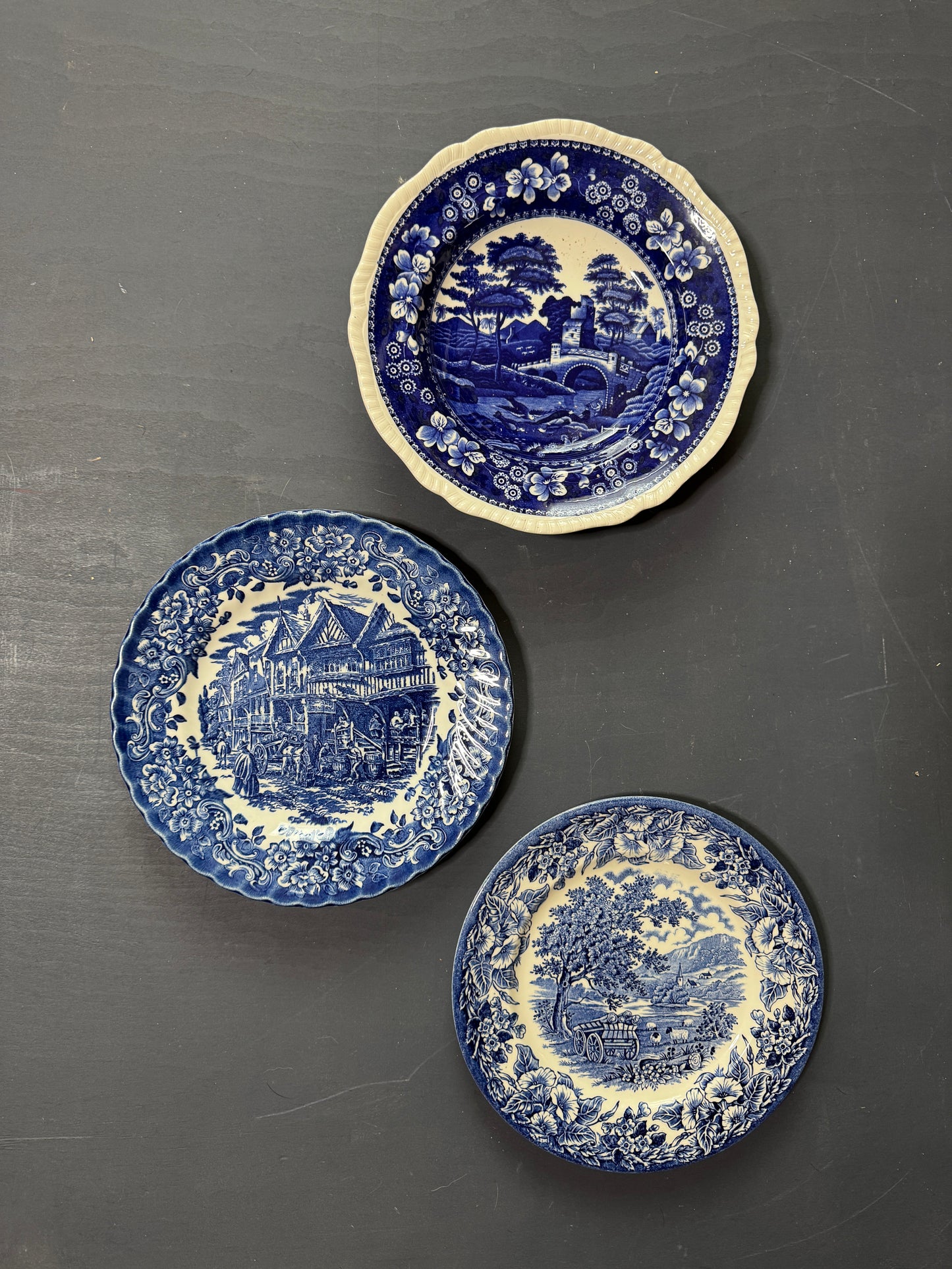 Vintage Blue & White Gallery Wall Set : 3 Willow Style English Plates