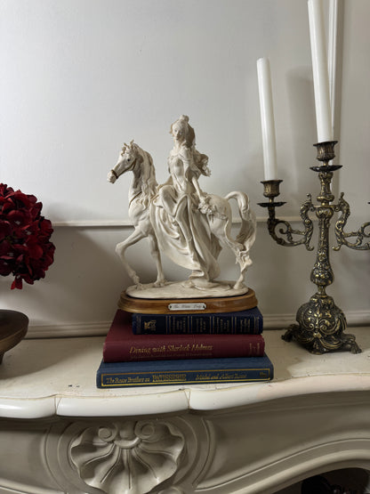 The White Lady by Juliana Collection