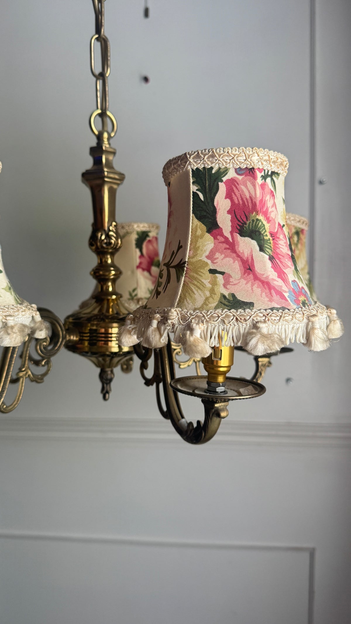 Vintage Satin Brass Lighting — 5-Arm Chandelier with Floral Shades
