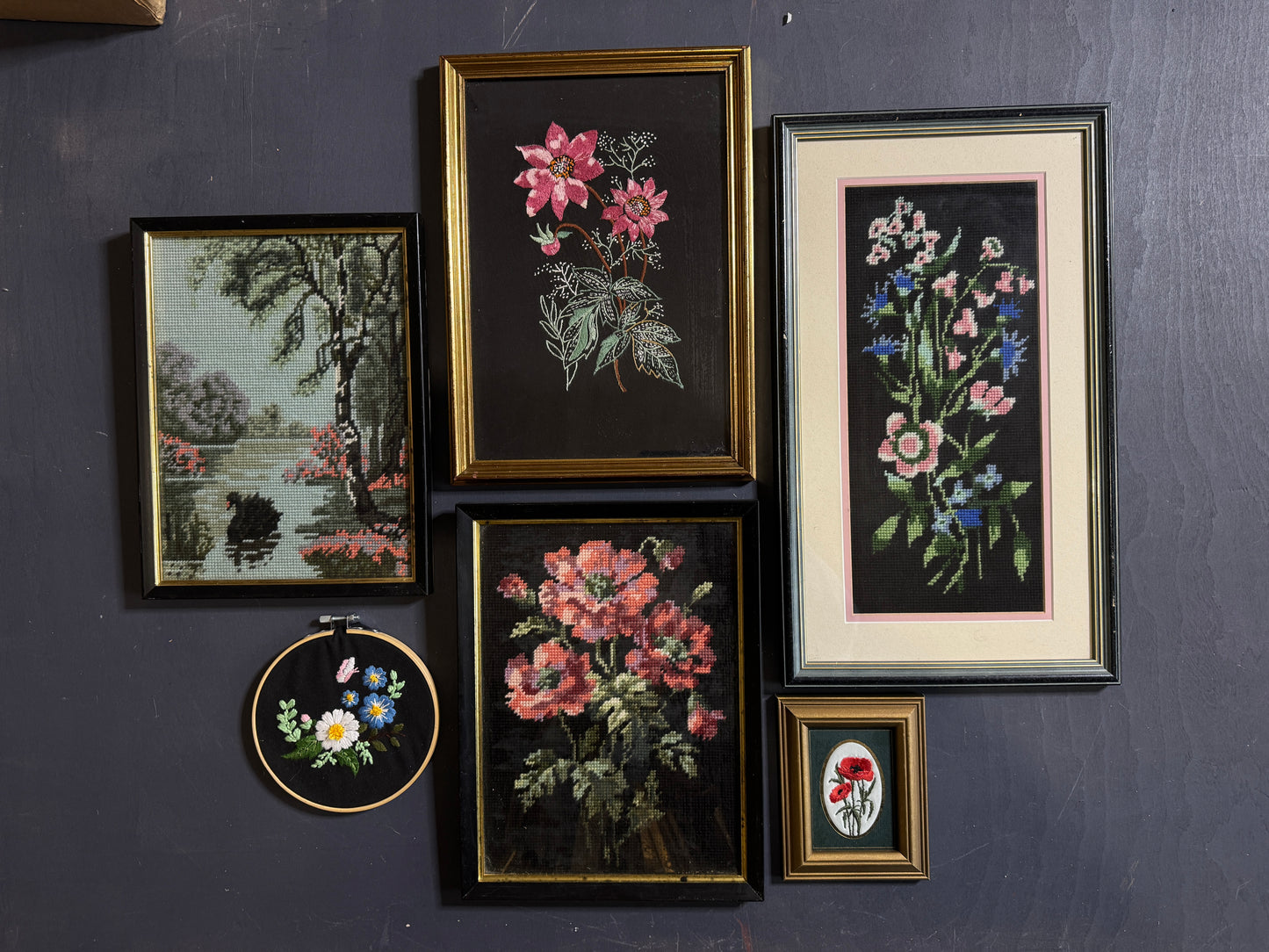 Midnight Heirloom – Vintage Embroidery Frame Gallery Set