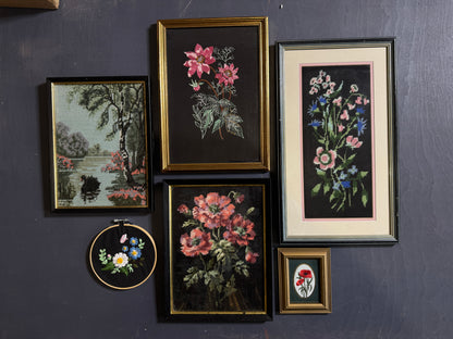 Midnight Heirloom – Vintage Embroidery Frame Gallery Set