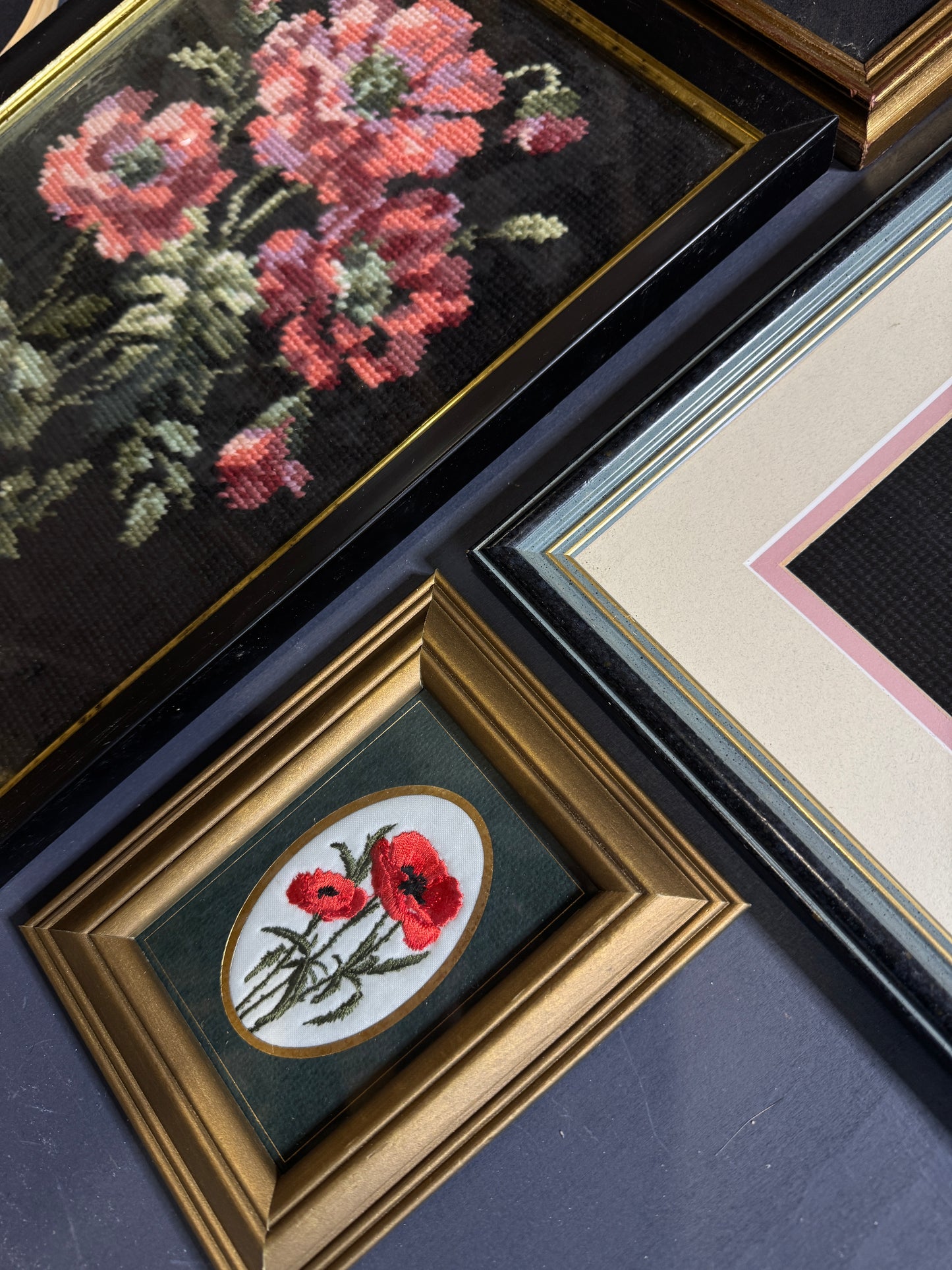 Midnight Heirloom – Vintage Embroidery Frame Gallery Set