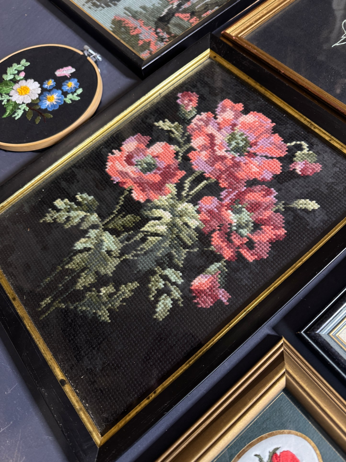 Midnight Heirloom – Vintage Embroidery Frame Gallery Set
