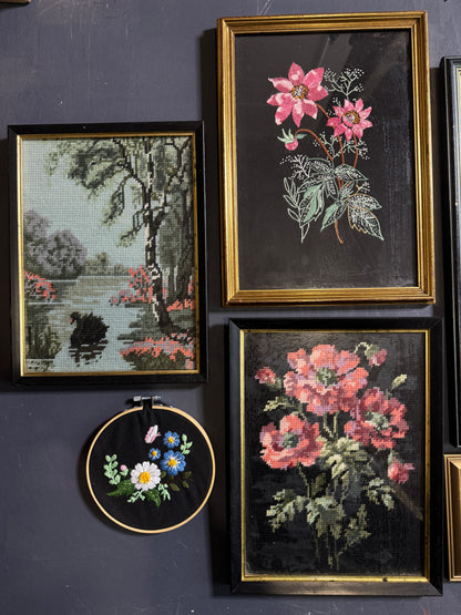 Midnight Heirloom – Vintage Embroidery Frame Gallery Set