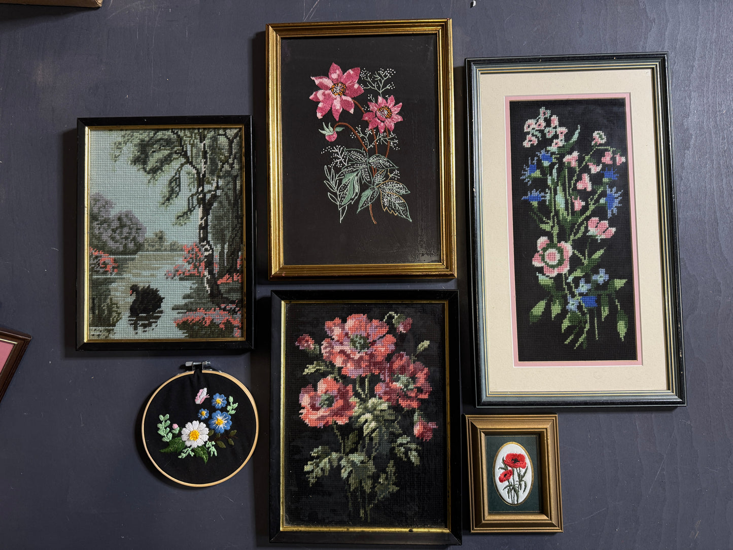 Midnight Heirloom – Vintage Embroidery Frame Gallery Set