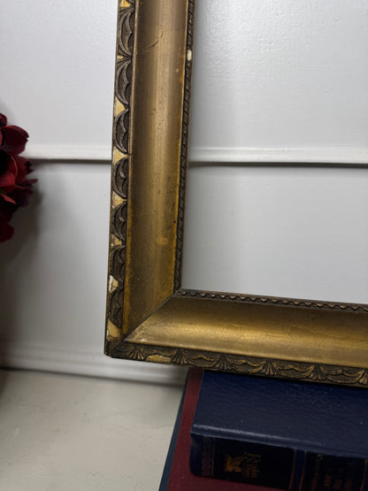 Antique Gold Frame – Lucca Gilt Frame
