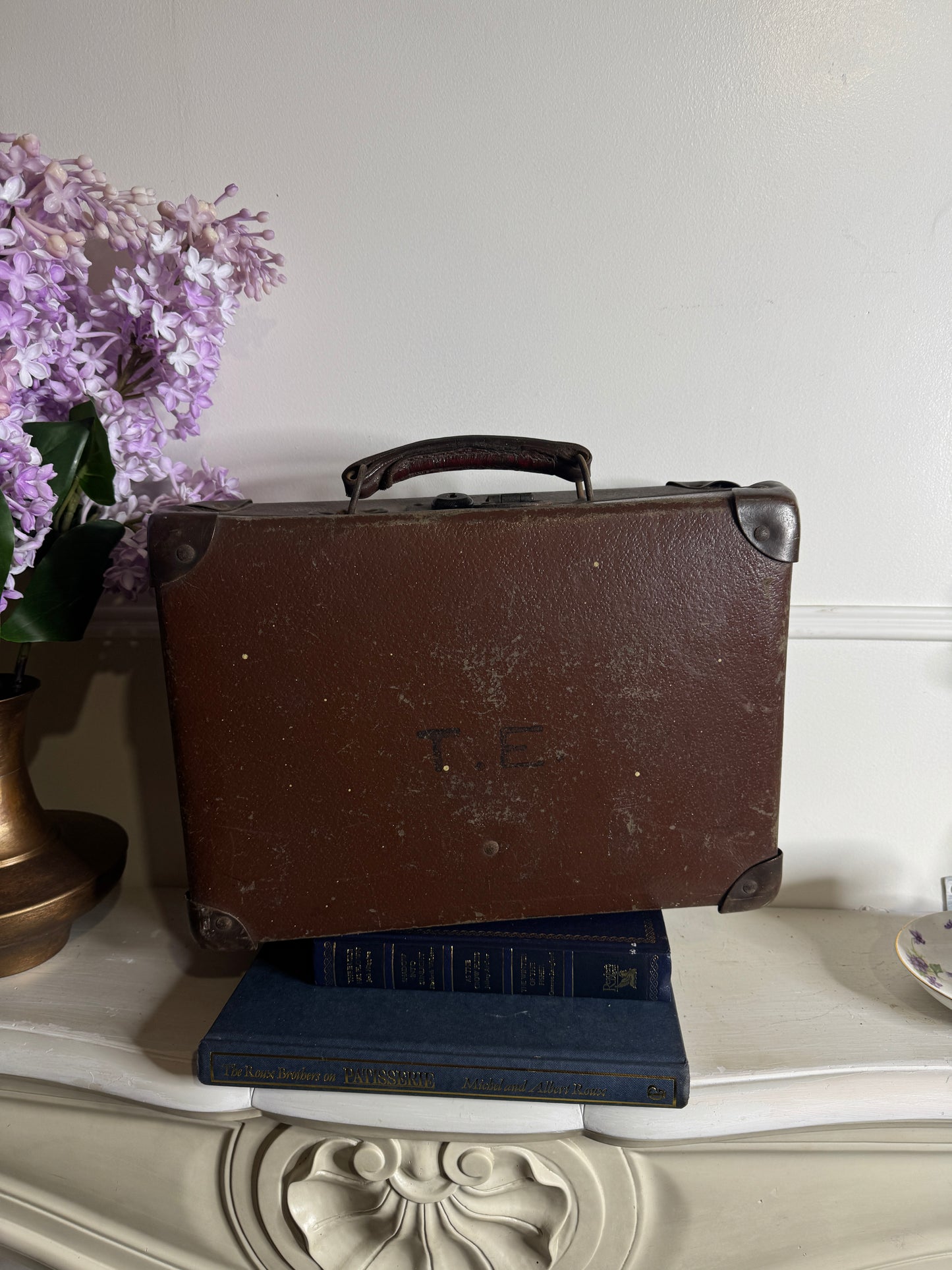 Vintage 1944 Suitcase Papworth Industries